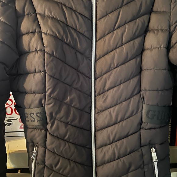 GUESS Black Puffer Jacket - Picture 4 of 7